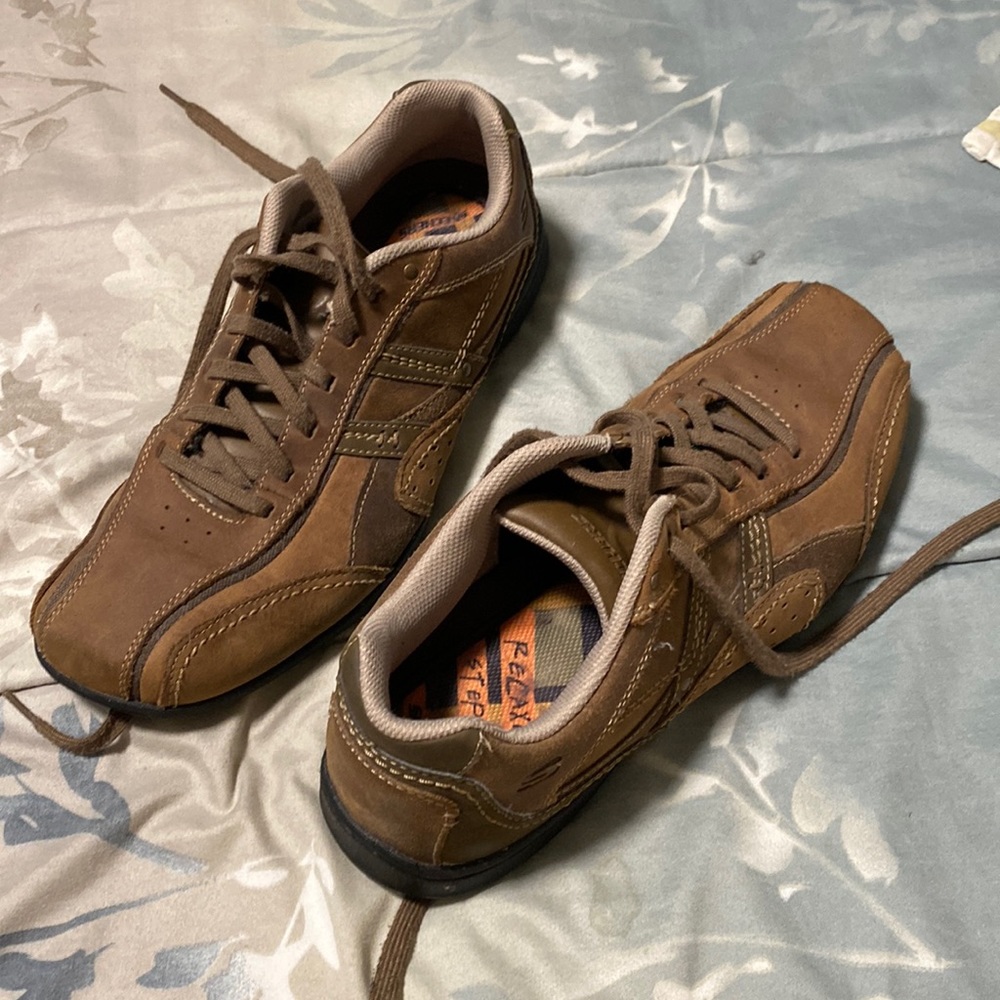 Brown leather sketchers